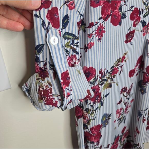 IZ BYER Blue & White Striped & Burgundy Floral Blouse Size XS - Picture 5 of 10